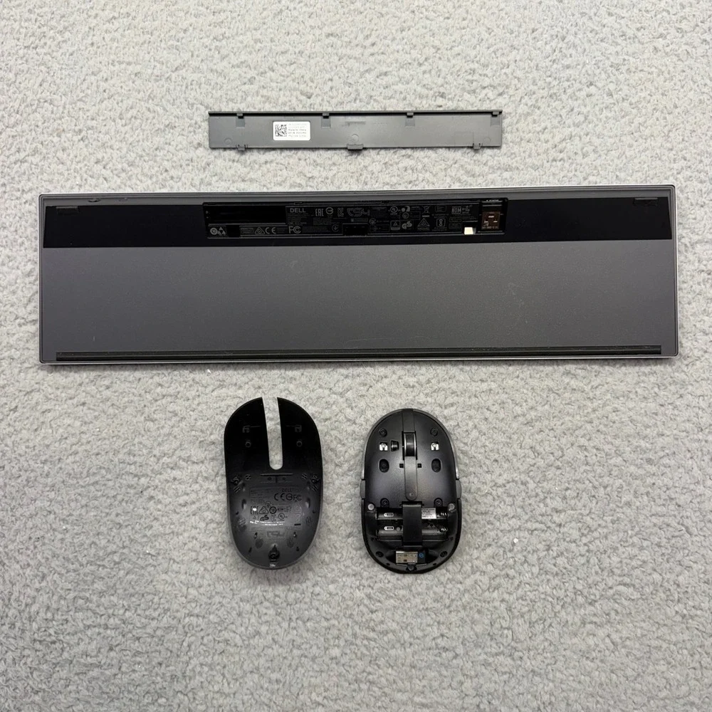 Dell KM717 Premier Bluetooth 2.4GHz Wireless Keyboard‎ WK717 & Mouse WM527 Combo